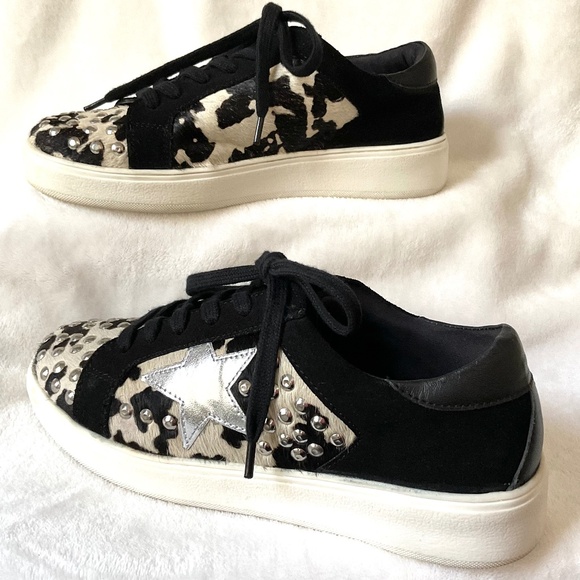 MYRA BAG GIGGLE HAIR ON COWHIDE WESTERN STUDDED SNEAKERS SIZE 8 - Picture 4 of 16